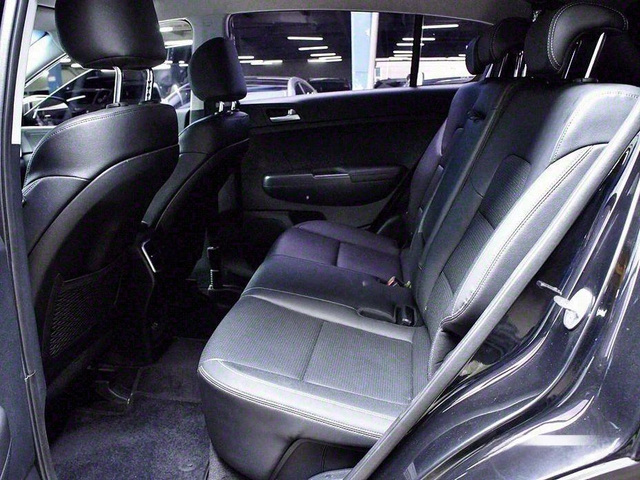 Kia Sportage Diesel 2WD Prestige  * НАЙ-ДОБРА ЦЕНА В БЪЛГАРИЯ* - автомобили, коли, обяви за нови и употребявани 6