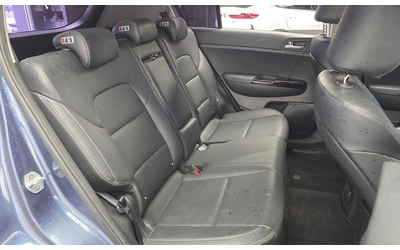 Kia Sportage Diesel 2WD Prestige  * НАЙ-ДОБРА ЦЕНА В БЪЛГАРИЯ* - автомобили, коли, обяви за нови и употребявани 11