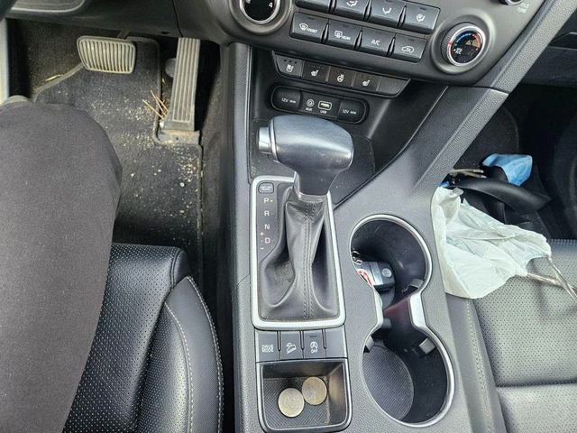 Kia Sportage Diesel 2WD Prestige  * НАЙ-ДОБРА ЦЕНА В БЪЛГАРИЯ* - автомобили, коли, обяви за нови и употребявани 9