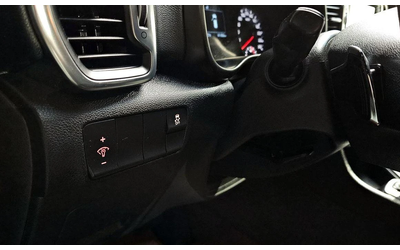 Kia Sportage Diesel 2WD Noblesse  * НАЙ-ДОБРА ЦЕНА В БЪЛГАРИЯ* - автомобили, коли, обяви за нови и употребявани 13