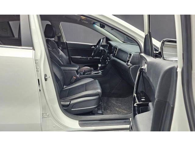 Kia Sportage Diesel 2wd Trendy  * НАЙ-ДОБРА ЦЕНА В БЪЛГАРИЯ* - автомобили, коли, обяви за нови и употребявани 10