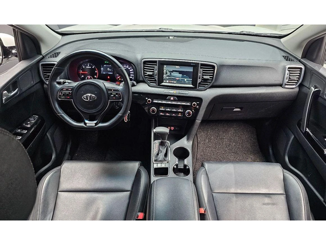 Kia Sportage Diesel 2wd Trendy  * НАЙ-ДОБРА ЦЕНА В БЪЛГАРИЯ* - автомобили, коли, обяви за нови и употребявани 6