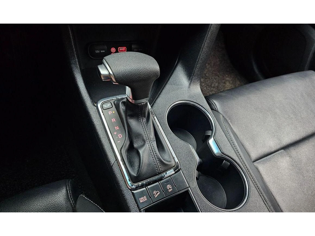 Kia Sportage Diesel 2wd Trendy  * НАЙ-ДОБРА ЦЕНА В БЪЛГАРИЯ* - автомобили, коли, обяви за нови и употребявани 8