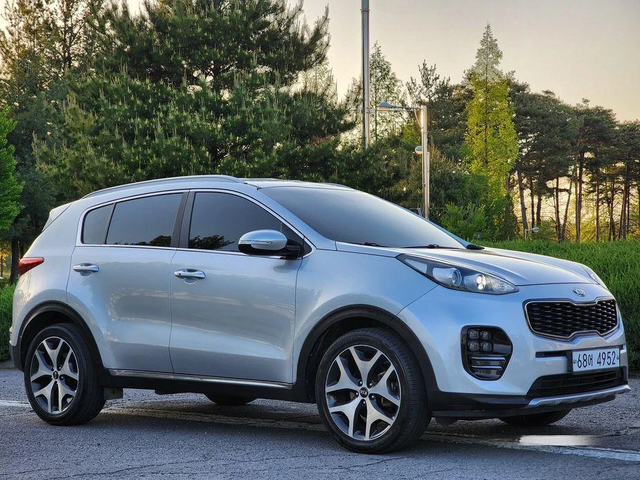 Kia Sportage Diesel 2WD Noblesse  * НАЙ-ДОБРА ЦЕНА В БЪЛГАРИЯ* - автомобили, коли, обяви за нови и употребявани 5