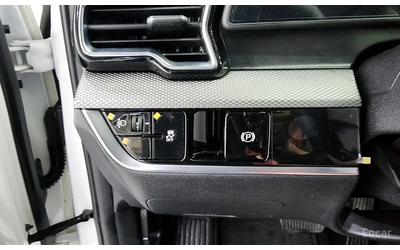 Kia Sportage 2.0 LPG 360 KAМЕРИ* НАЙ-ДОБРА ЦЕНА В БЪЛГАРИЯ* - автомобили, коли, обяви за нови и употребявани 14