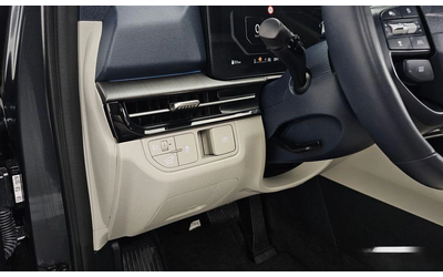 Kia Sportage Gasoline 1.6 Turbo 2WD Signature - автомобили, коли, обяви за нови и употребявани 12