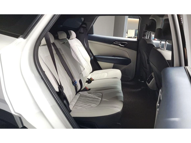 Kia Sportage Gasoline 1.6 Turbo 2WD Signature X Line - автомобили, коли, обяви за нови и употребявани 11