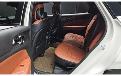 Kia Sportage Gasoline 1.6 Turbo 2WD Signature - автомобили, коли, обяви за нови и употребявани 11