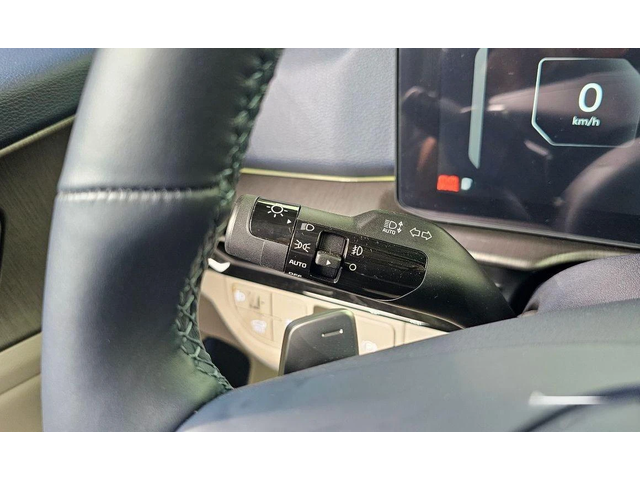 Kia Sportage Gasoline 1.6 Turbo 2WD Signature - автомобили, коли, обяви за нови и употребявани 13