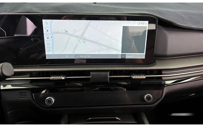 Kia Sportage Gasoline 1.6 Turbo 2WD Signature X Line - автомобили, коли, обяви за нови и употребявани 13