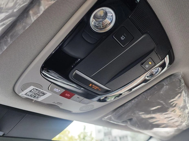 Kia Sportage Gasoline 1.6 Turbo 2WD Signature - автомобили, коли, обяви за нови и употребявани 10