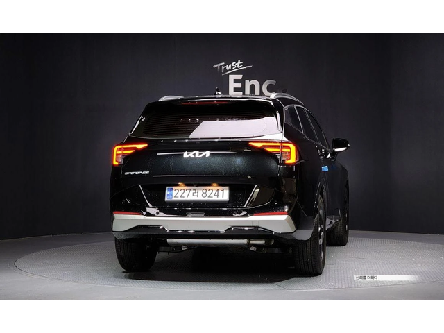 Kia Sportage Gasoline 1.6 Turbo 2WD Noblesse - автомобили, коли, обяви за нови и употребявани 3