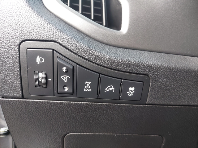 Kia Sportage 2, 0D 136ps 4x4 КОЖА - автомобили, коли, обяви за нови и употребявани 12