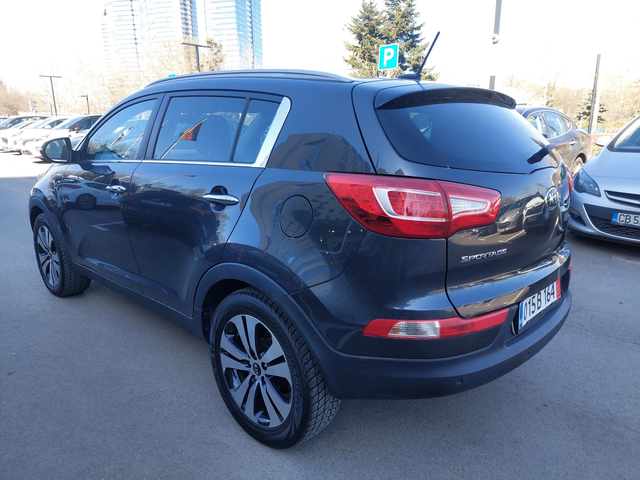 Kia Sportage 2, 0D 136ps 4x4 КОЖА - автомобили, коли, обяви за нови и употребявани 4