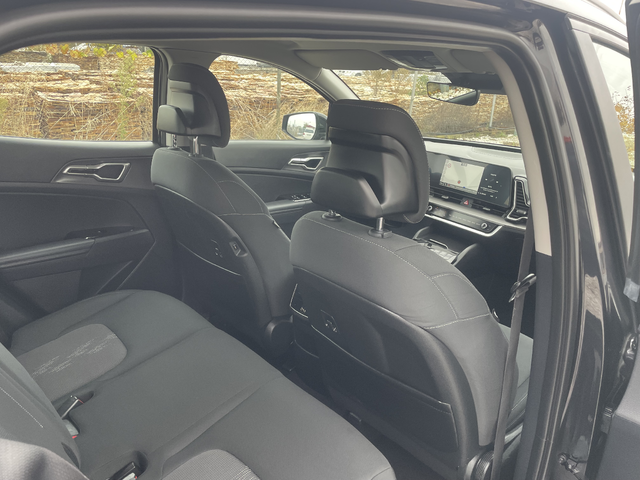 Kia Sportage, 2024 г., 33000 км, 230 к.с. - автомобили, коли, обяви за нови и употребявани 13