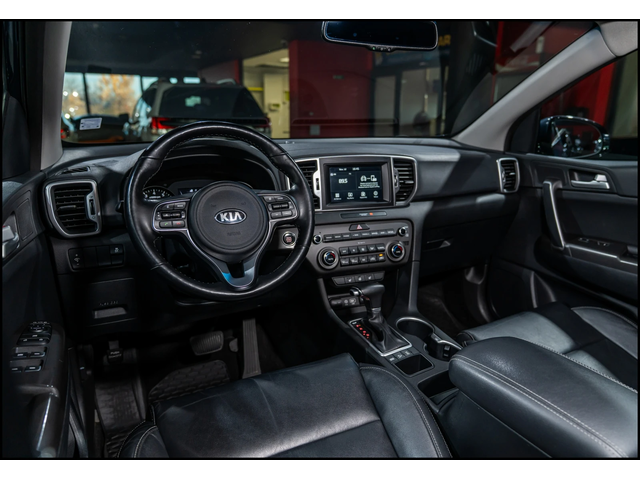 Kia Sportage Kia Sportage  - автомобили, коли, обяви за нови и употребявани 9