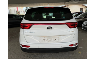 Kia Sportage 1.7CRDI-AUTO-NAVI - автомобили, коли, обяви за нови и употребявани 7