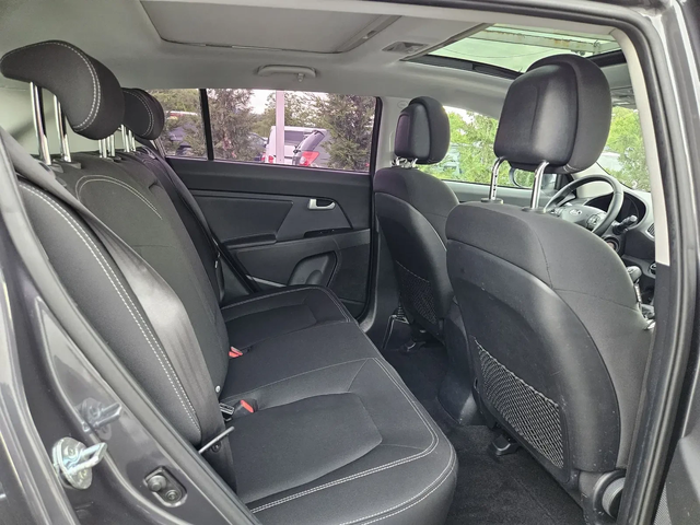 Kia Sportage 1.7CRDI-116кс= 6ck= ПАНОРАМА= КАМЕРА= ПОДГРЕВ - автомобили, коли, обяви за нови и употребявани 13