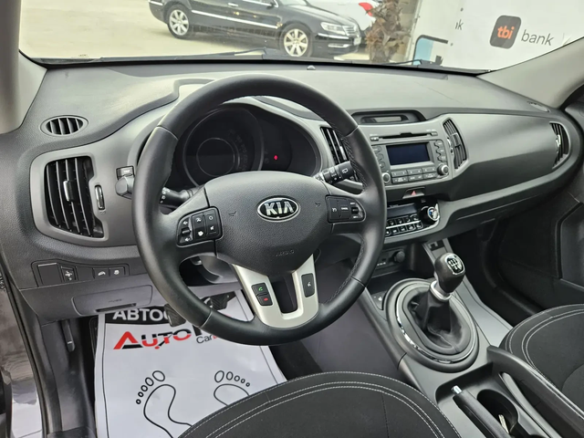 Kia Sportage 1.7CRDI-116кс= 6ck= ПАНОРАМА= КАМЕРА= ПОДГРЕВ - автомобили, коли, обяви за нови и употребявани 7