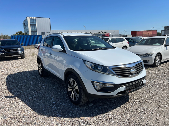 Kia Sportage 1.7 CRDI - автомобили, коли, обяви за нови и употребявани 2