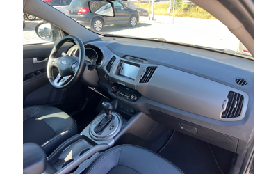 Kia Sportage 2.0 CRDI 4X4 - автомобили, коли, обяви за нови и употребявани 12
