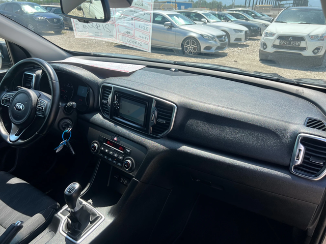 Kia Sportage 1.7 CRDI - автомобили, коли, обяви за нови и употребявани 12