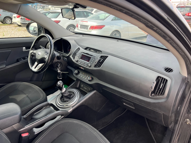 Kia Sportage 1.7 CRDI - автомобили, коли, обяви за нови и употребявани 11