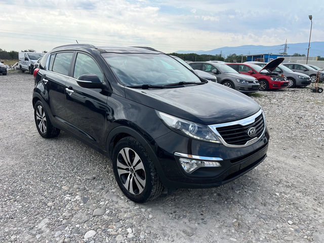Kia Sportage 1.7 CRDI - автомобили, коли, обяви за нови и употребявани 2