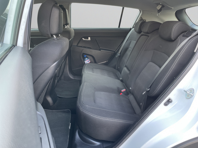 Kia SPORTAGE - автомобили, коли, обяви за нови и употребявани 11