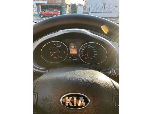 Kia Sportage - автомобили, коли, обяви за нови и употребявани 10