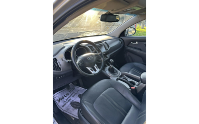 Kia Sportage - автомобили, коли, обяви за нови и употребявани 6