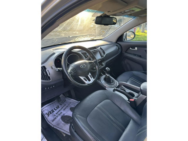 Kia Sportage - автомобили, коли, обяви за нови и употребявани 6
