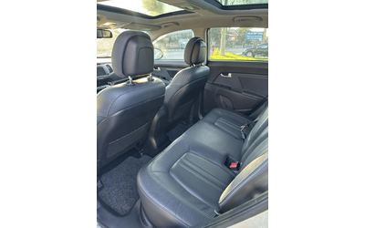 Kia Sportage - автомобили, коли, обяви за нови и употребявани 8