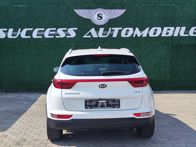 Kia Sportage 2.0* CAMERA* 4x4* LEDD* LIZING - автомобили, коли, обяви за нови и употребявани 3