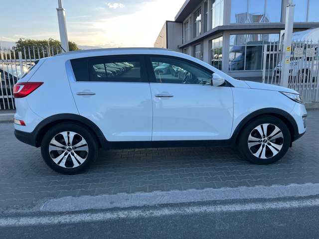 Kia Sportage 1.7 Diesel - автомобили, коли, обяви за нови и употребявани 3