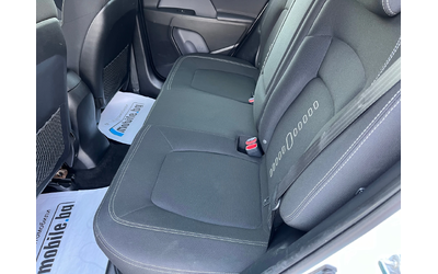 Kia Sportage 1.7 Diesel - автомобили, коли, обяви за нови и употребявани 8