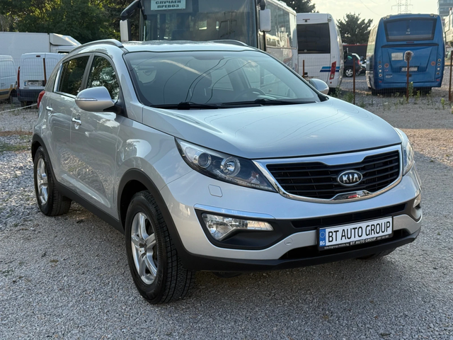 Kia Sportage 2.0 CRDI 4WD PREMIUM FULL - автомобили, коли, обяви за нови и употребявани 0