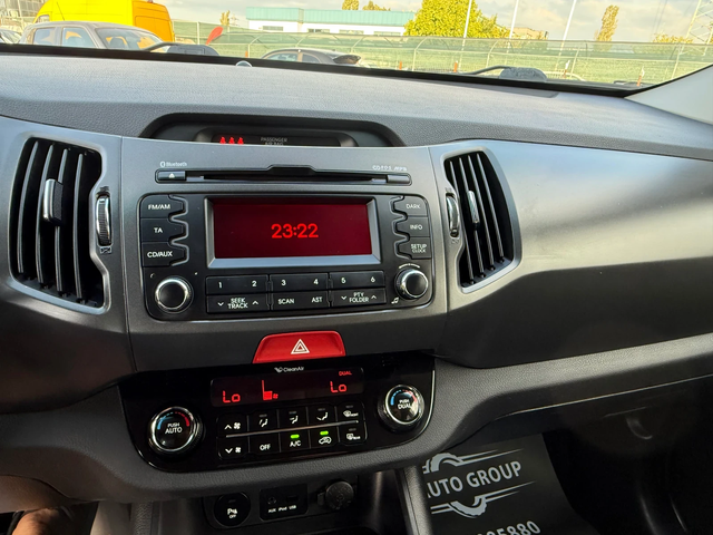 Kia Sportage 2.0 CRDI 4WD PREMIUM FULL - автомобили, коли, обяви за нови и употребявани 14