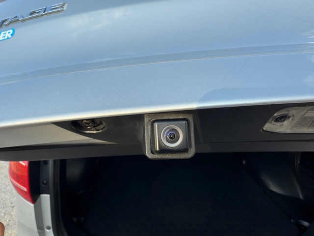 Kia Sportage 2.0 CRDI 4WD PREMIUM FULL - автомобили, коли, обяви за нови и употребявани 15