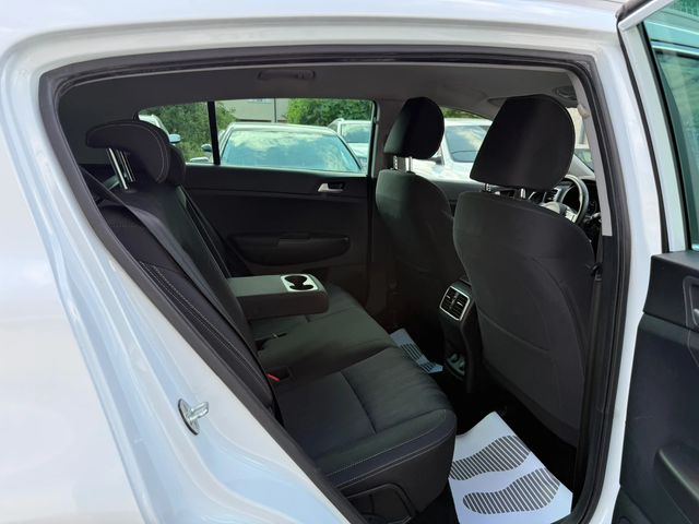 Kia Sportage 1.6GDI ГАЗОВ ИНЖЕКЦИОН - автомобили, коли, обяви за нови и употребявани 13
