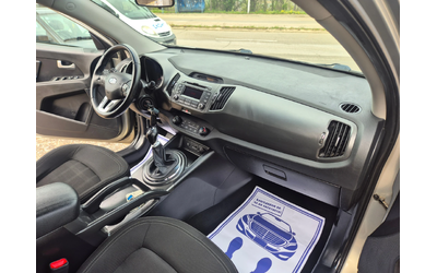 Kia Sportage 2.0 CRDI, 4x4 - автомобили, коли, обяви за нови и употребявани 10