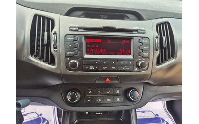 Kia Sportage 2.0 CRDI, 4x4 - автомобили, коли, обяви за нови и употребявани 14