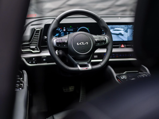 Kia Sportage 1.6 T-GDi* GT Line* 360 Cam* Pano* Обдухв* - автомобили, коли, обяви за нови и употребявани 15