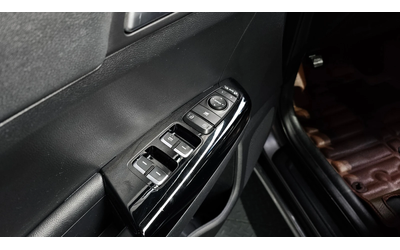 Kia Sportage 2.0 2WD NOBLESSE autogeorge.com - автомобили, коли, обяви за нови и употребявани 12