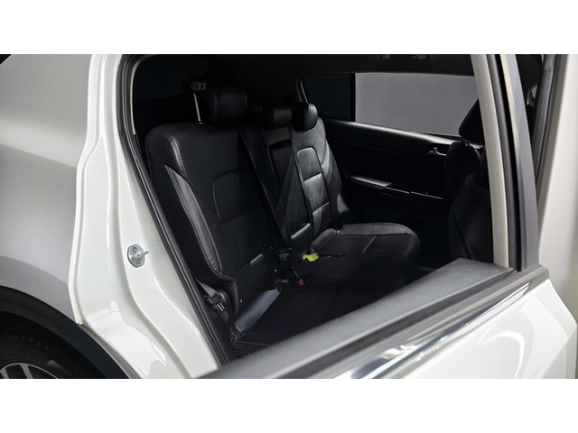 Kia Sportage 2.0 2WD PRESTIGE autogeorge.com - автомобили, коли, обяви за нови и употребявани 9