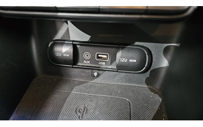 Kia Sportage 2.0 2WD PRESTIGE autogeorge.com - автомобили, коли, обяви за нови и употребявани 16