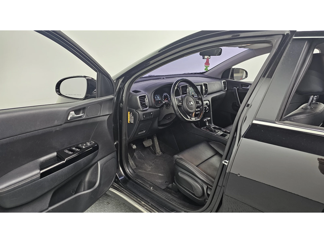 Kia Sportage 2.0 2WD PRESTIGE autogeorge.com - автомобили, коли, обяви за нови и употребявани 9