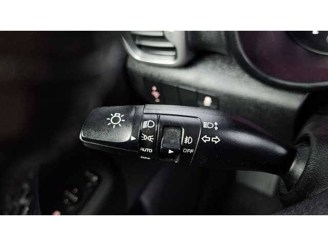 Kia Sportage 2.0 2WD PRESTIGE autogeorge.com - автомобили, коли, обяви за нови и употребявани 12