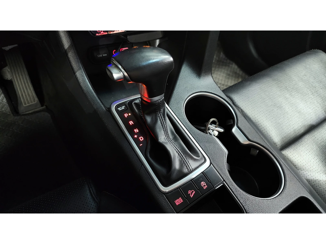 Kia Sportage 2.0 2WD NOBLESSE autogeorge.com - автомобили, коли, обяви за нови и употребявани 7