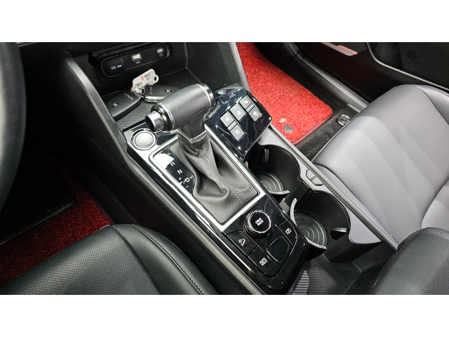 Kia Sportage 2.0LPG 2WD PRESTIGE autogeorge.com - автомобили, коли, обяви за нови и употребявани 8